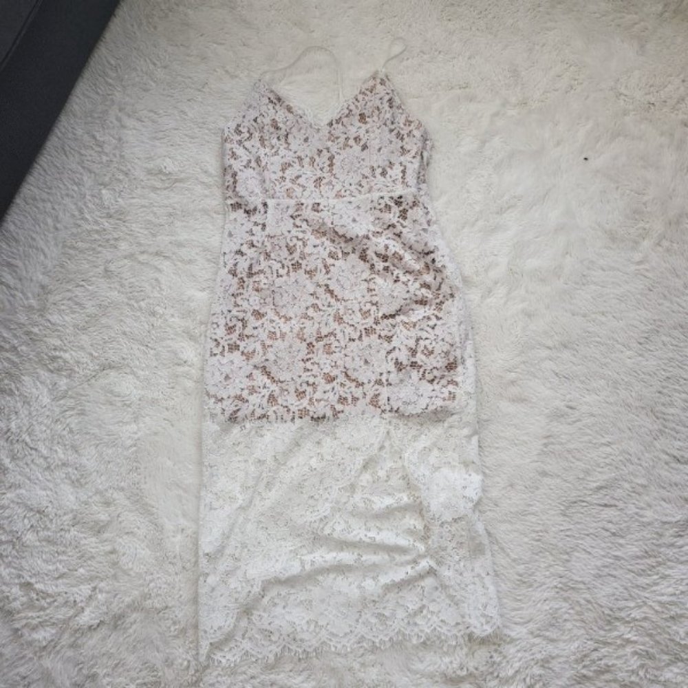 DO+BE Sexy Dress (L) White Lace and Nude Low Back High Split